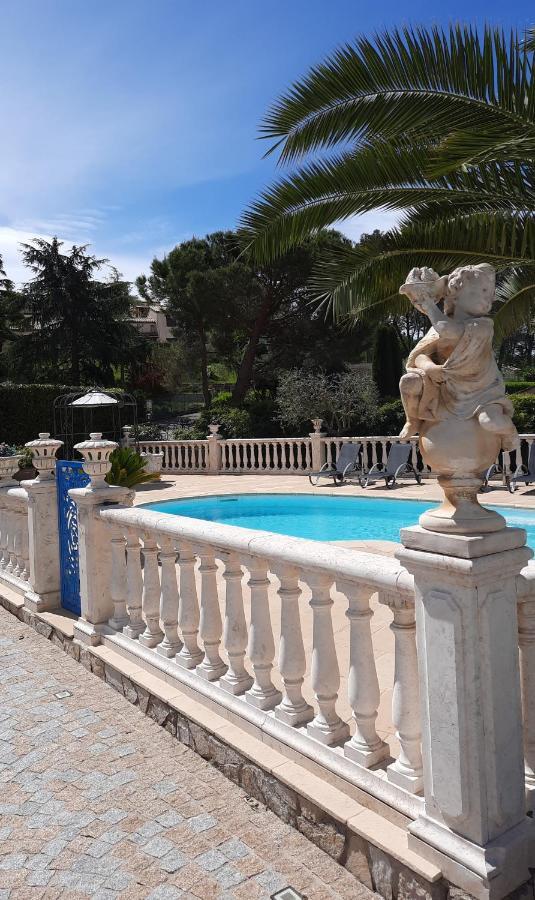Gite Les Pins Climatise Piscine Chauffee Jardin Peymeinade المظهر الخارجي الصورة
