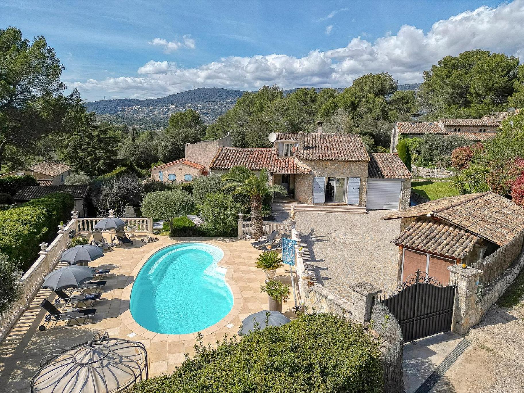 Gite Les Pins Climatise Piscine Chauffee Jardin Peymeinade المظهر الخارجي الصورة