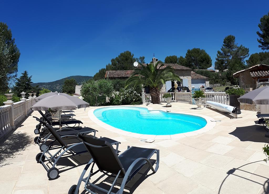 Gite Les Pins Climatise Piscine Chauffee Jardin Peymeinade المظهر الخارجي الصورة